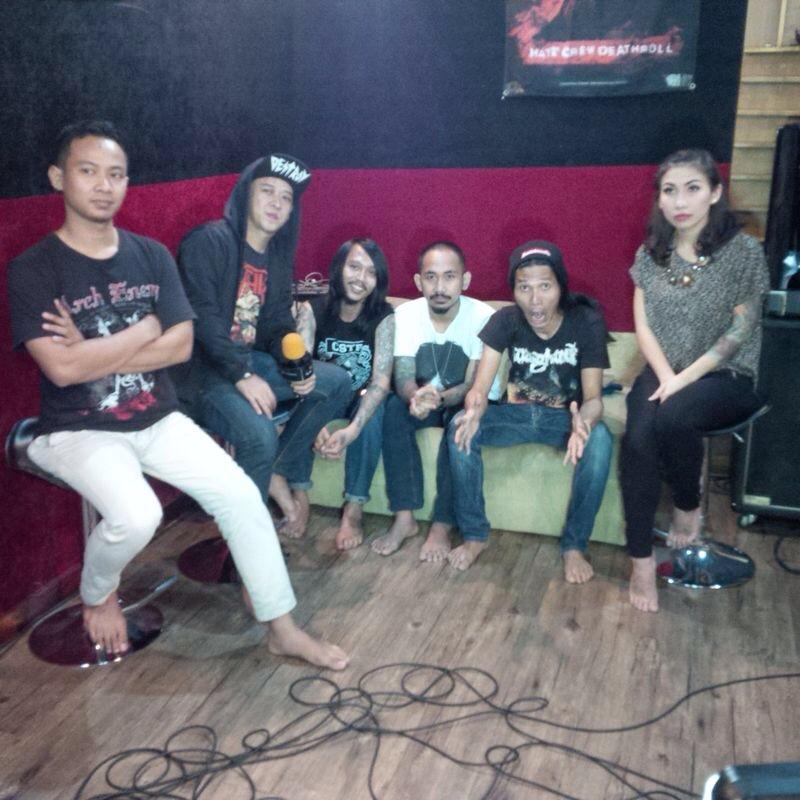 Tonite! Saksikan live rehearsal dan interview kita di O Channel jam 7:30 malam #outofthebox @ochannelupdates