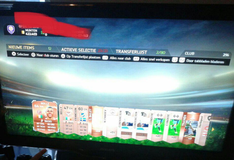 Wtf de snelste van man van FIFA15 in pack !! Rt als je hem wilt !! #playstation