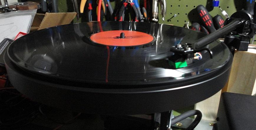 Machina_Pro's tweet photo. Barely stopped for air but we are on track for release next year. Here's the latest turntable system... 90% there :) http://t.co/PdZfkSgiuK