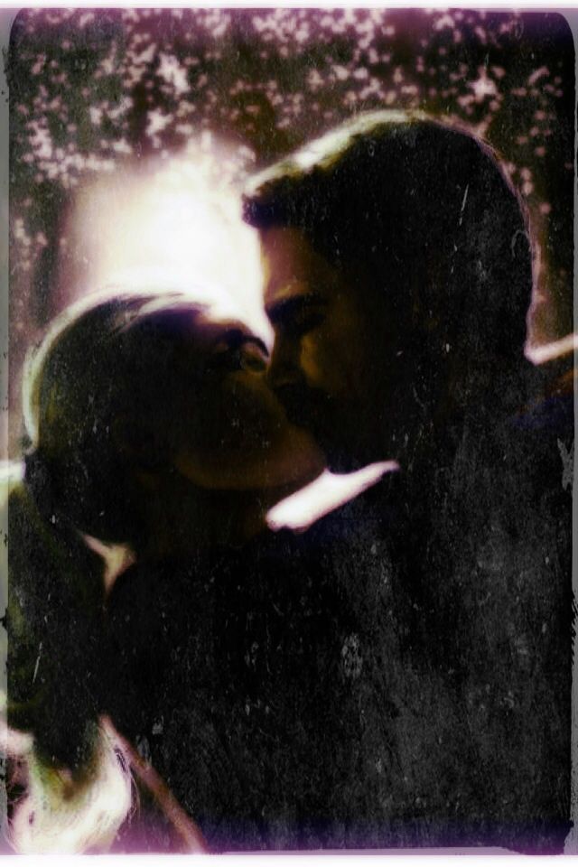 Hacker_Girl88's tweet photo. I love you.. @AskTheArrow http://t.co/vcjYJZkULW