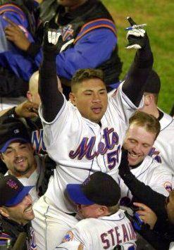 Happy 43rd birthday to Benny Agbayani, the reason I love baseball. First game I went to he had a leadoff homer. 