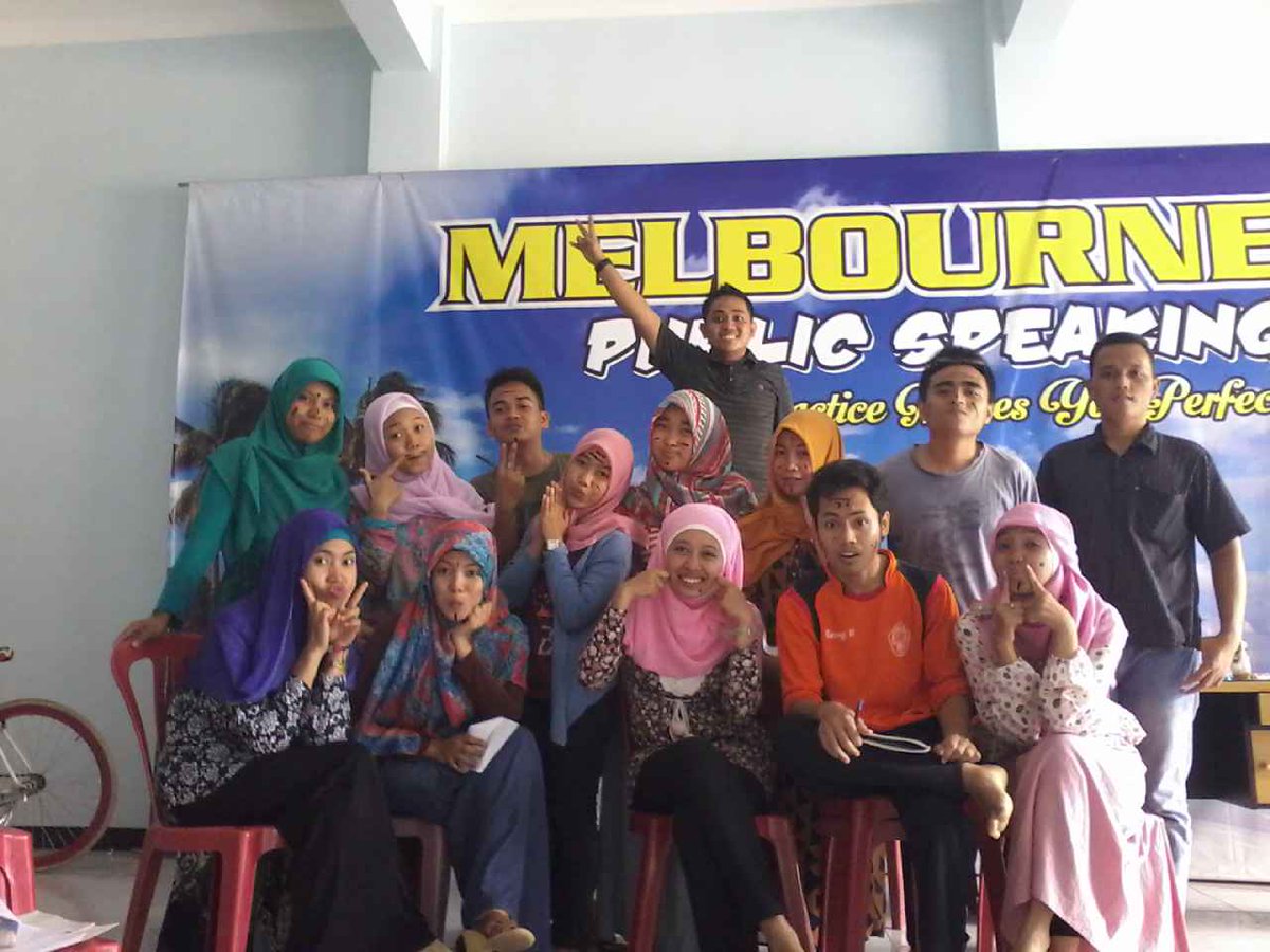 Iphid's tweet photo. main game_in the class_at melbourne_miss you guys http://t.co/90hUqeMJth