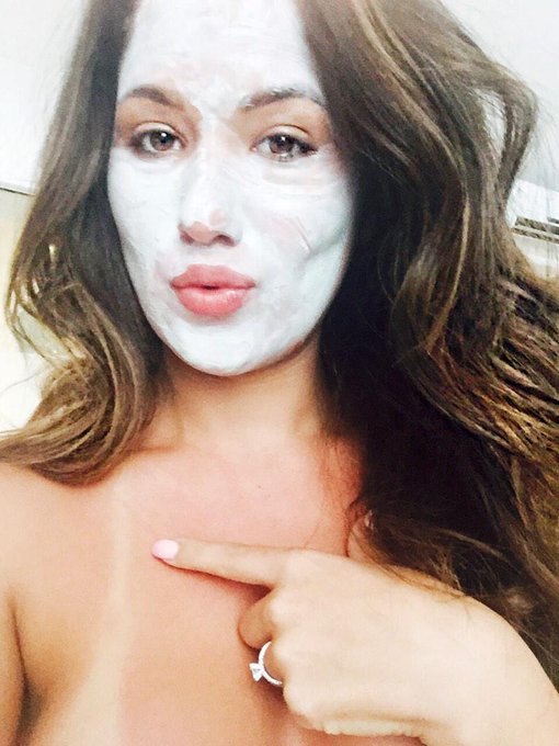 Today is a spa day as I'm burnt to a crisp 😎💁@stevenjbgoode 😘 http://t.co/RgLRgh9JNT<a class="tags" target="_blank" title="On Twitter" href="/?out=eyJ0eXAiOiJKV1QiLCJhbGciOiJIUzUxMiJ9.eyJpYXQiOjE3MjI5MDA2NTMsImlzcyI6InR3cG9ybnN0YXJzLmNvbSIsIm5iZiI6MTcyMjkwMDY1MywiZXhwIjoxNzU0NDM2NjUzLCJyZWRpcmVjdF91cmwiOiJodHRwczovL3R3aXR0ZXIuY29tL3N0ZXZlbmpiZ29vZGUifQ.LTDyydrs6H1qA7nuzMrL5v5eEJD5gVpddzalrMWtvhZOA8k4ZuVZWsJErPH8bT3tmVwqPcPLilIA8uyScOC-mQ">@stevenjbgoode</a><a href="/tag/positivepeople"class="tags"><span>#positivepeople</span></a>