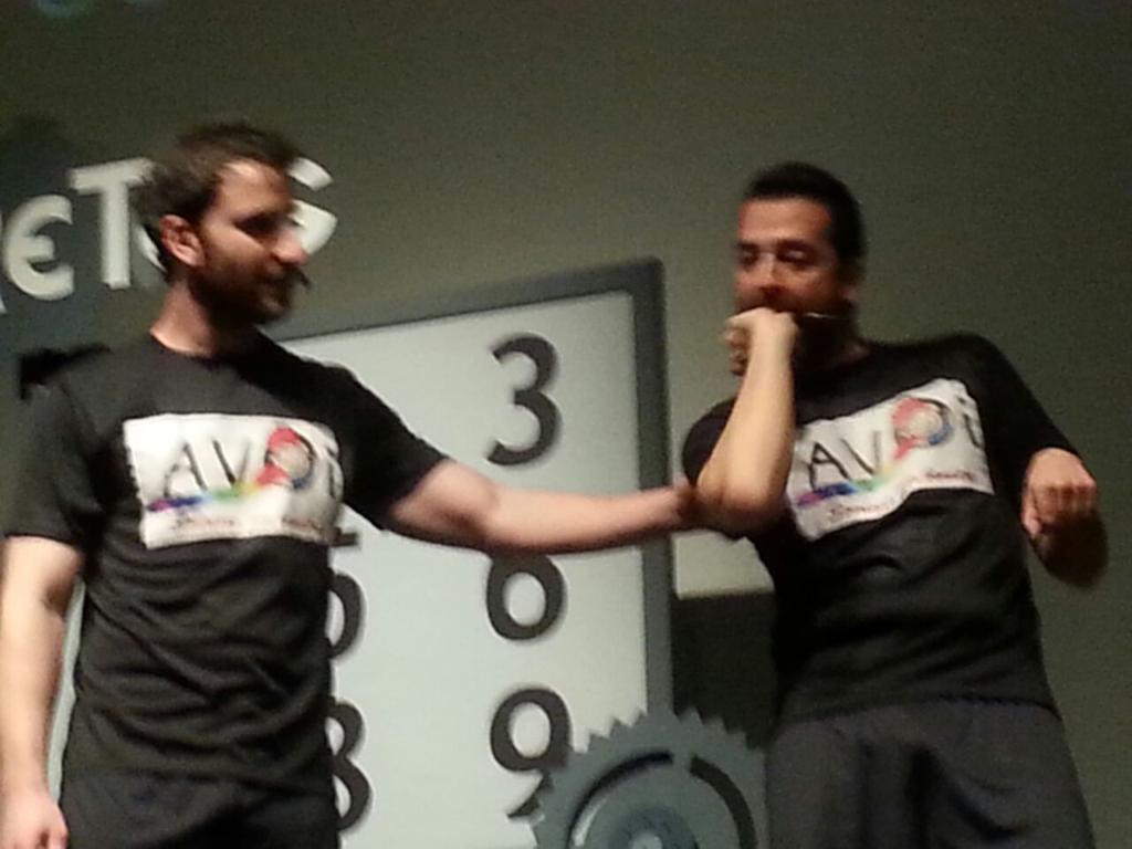 Ole, ole y ole por estos pedazos de artistazos!!! INCREIBLE #GENEROSIDAD de <a href="/DANIROVIRA/">Dani Rovira</a>