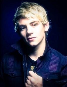  Ross Lynch HAPPY BIRTHDAY !I love you .Please do your best from now on. I support you!!
Than a Japanese fan 