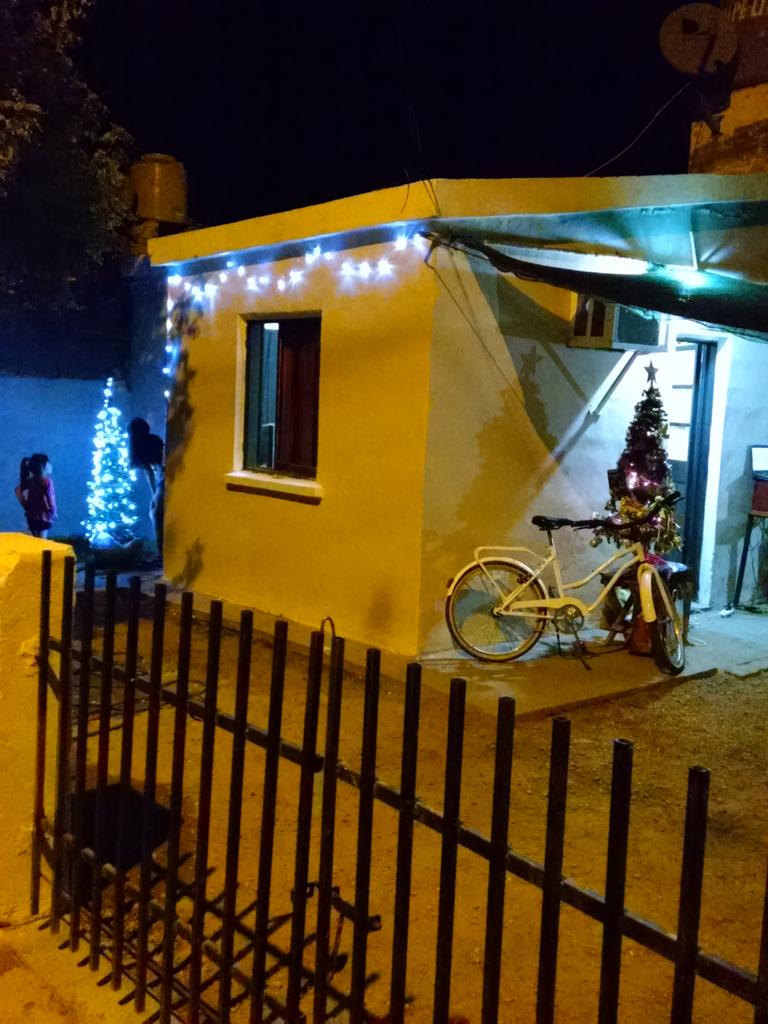 GastonCorrea17's tweet photo. Navidad en flia http://t.co/5Pe69qp07E
