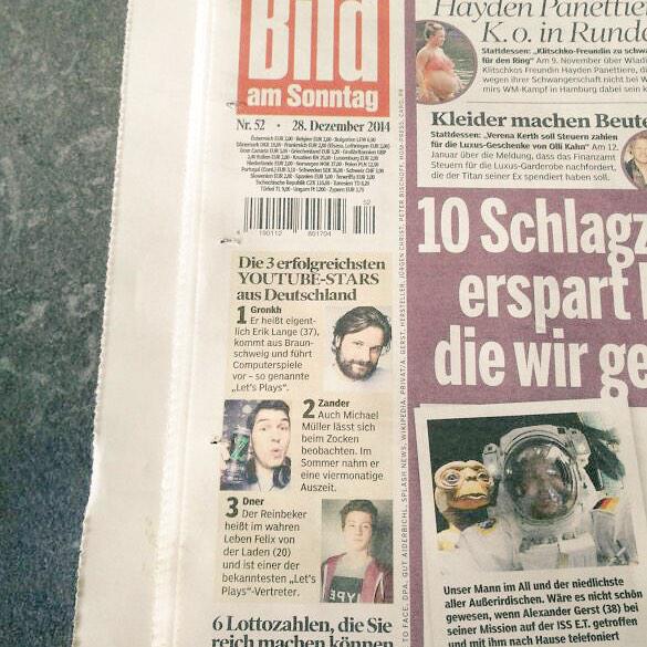 PietSmiet's tweet photo. Kumpel hat mir gerade dieses Foto geschickt. Glückwunsch an @gronkh @ZanderLP &amp; @DnerTV , ihr seid in der Bild 😄 http://t.co/FJPoijRkPP