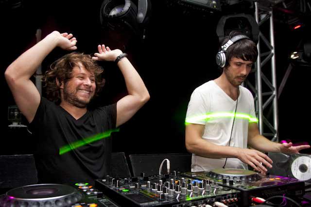 MusicWaveWeek's tweet image. #DubShape dropped serious bass at the second#MusicWaveWeek pre-party! goo.gl/O8Mu3P