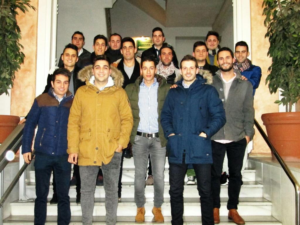 LosWillys1's tweet photo. Foto oficial. http://t.co/Hpq6C1r2MI