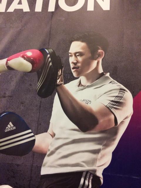 chikajes's tweet photo. @TerenceThen I saw this pic in Bandung, he looks like ur friend fr wahbanana^^ http://t.co/7CO5dlp9YA