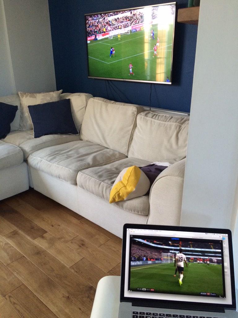 mattbigg's tweet image. Multi tasking. #2games