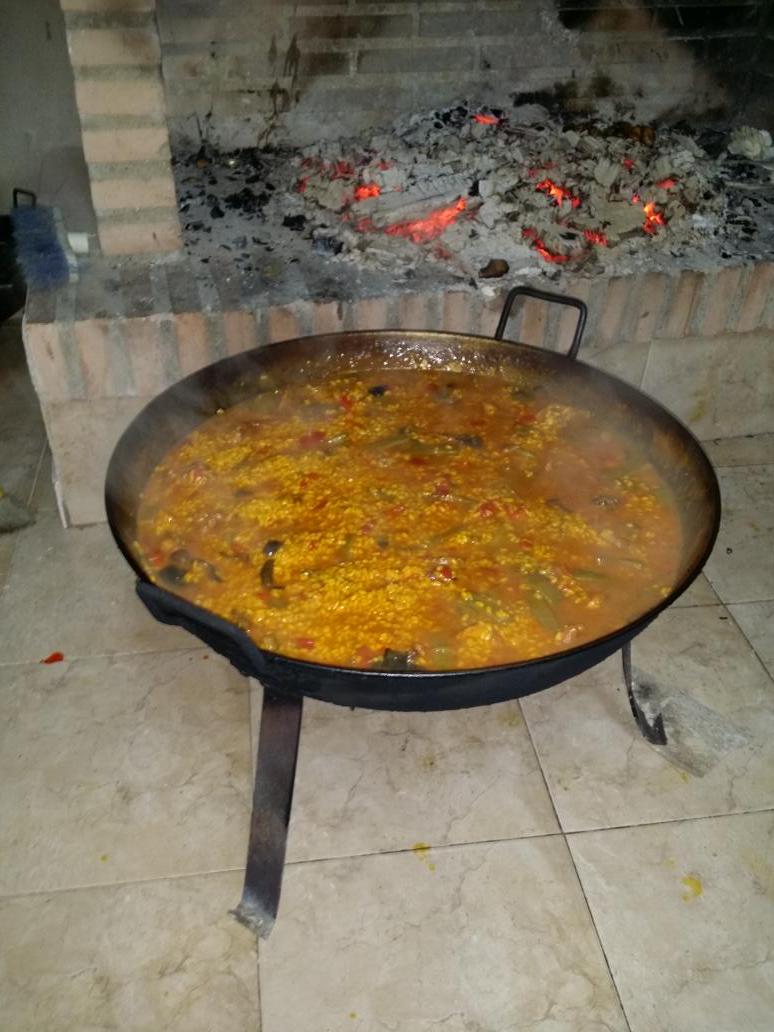 pablojmcs's tweet photo. Comida familiar....@Vanesabx http://t.co/pmknWOyhng