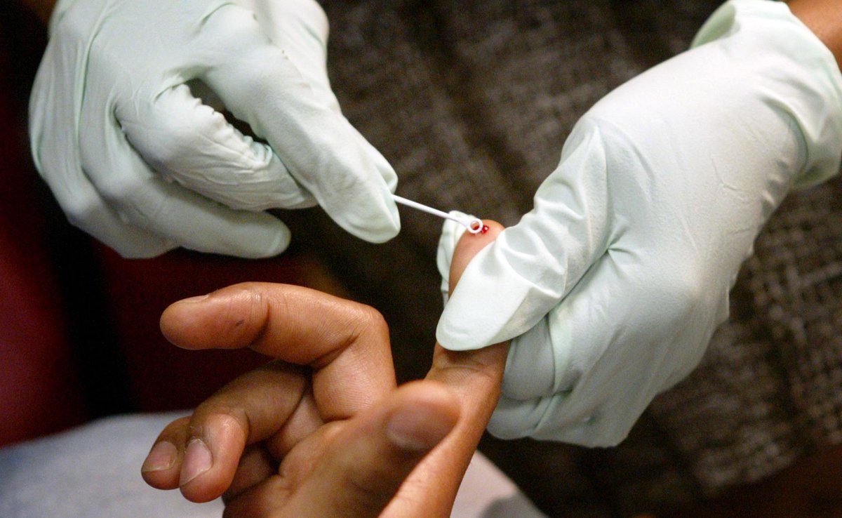 NowThenDigital's tweet photo. #Better2know Launches Online STI and HIV Testing — A MUST READ http://t.co/Dt4IZmMo14 @Better2Know_ltd @UgandaHealth http://t.co/Us4fvt6Po1