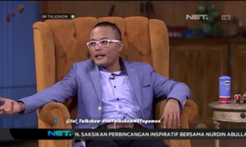 Aaja142Dewi's tweet photo. Q ma apa atuch,, @newsuleprikitiw @Ini_Talkshow @Duosolpet @netmediatama #IniTalkshowNETngamen http://t.co/3JA0u68cUh