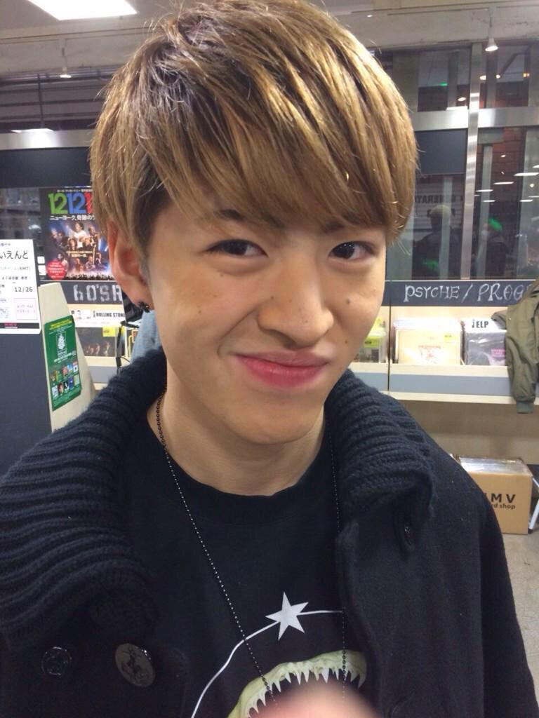 MakoMakoexile's tweet photo. 今日の玲於くんもカッコよくて
可愛いかったよ👯👯💛 http://t.co/yiUjoP5vIB