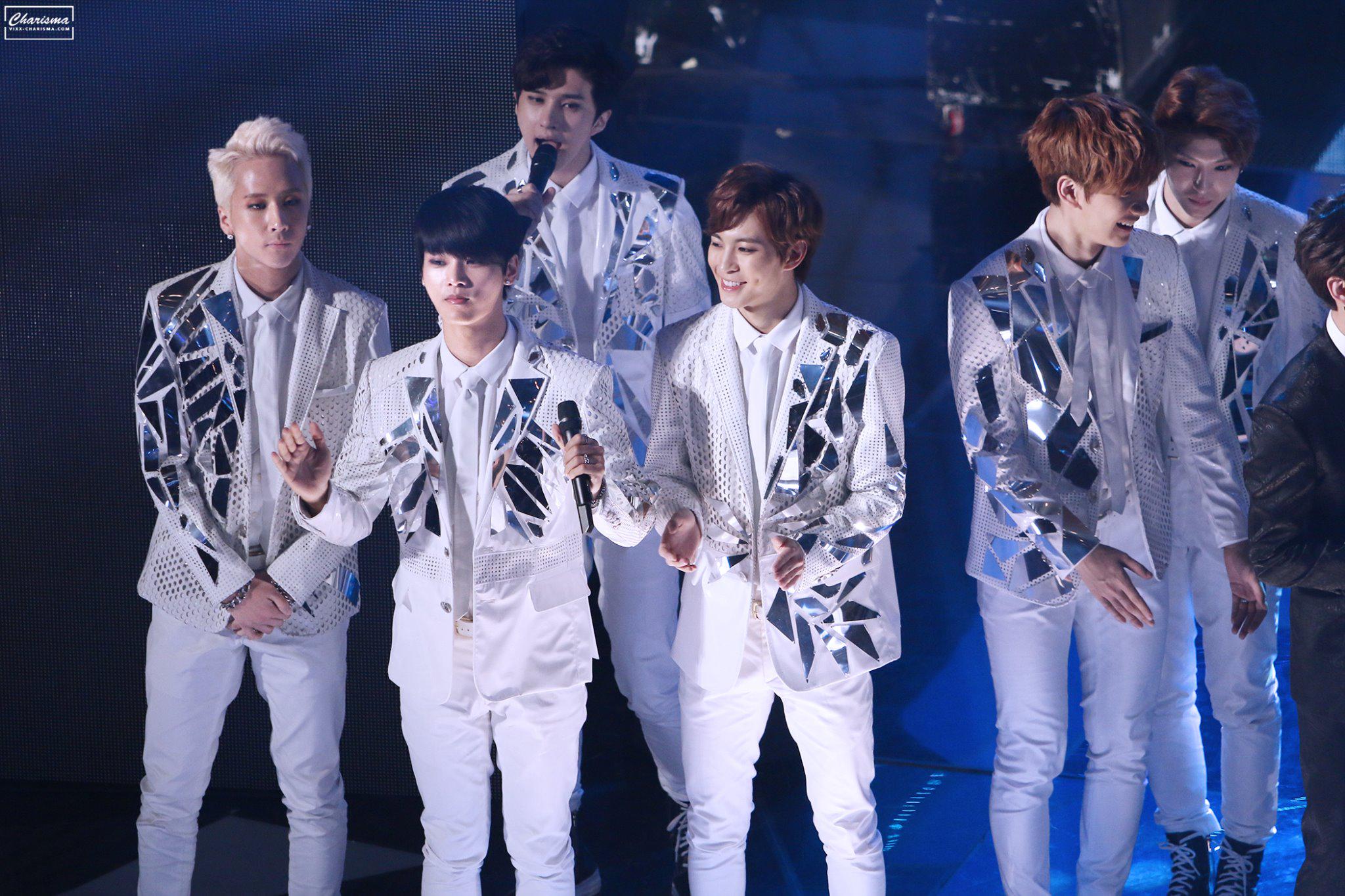 B58tzyiCAAAHyQl.jpg:large