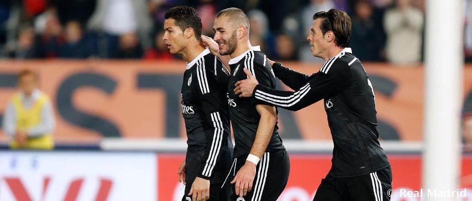 realmadriden's tweet photo. .@Cristiano, @Benzema and @GarethBale11 scored 108 goals in 2014! http://t.co/yzob2dqCV2 #HalaMadrid http://t.co/IUnK3wffru