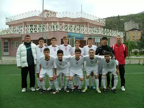 Koca hayat dediğin bir kaç hatıra.@sekizsokak <a href="/ahmetacar293/">Ahmet Acar</a> <a href="/hedefbenmiyimm/">bizibitirdinbe</a> @beratgenc23 <a href="/Suat_Batuhan/">Suat Batuhan</a> <a href="/LifeeBlackk/">Ahmet Ziya</a>