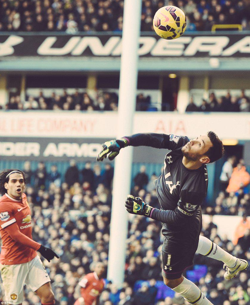 TalkingTHFC's tweet image. What a performance from this man today! #HugoBoss #COYS