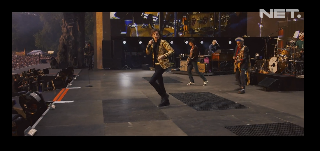 Mick Jagger dan kawan-kawan masih terlihat sangat energic meski sudah berumur ya #RollingStonesOnNETtv