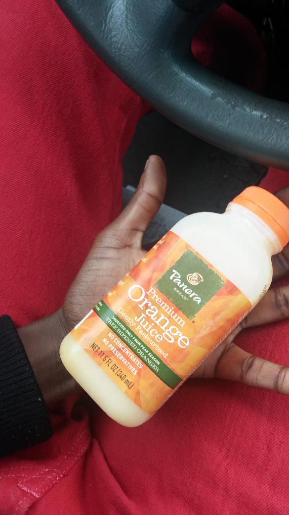 XavierSupreme_'s tweet image. That's like 2 fucking sips! #FuckPanera