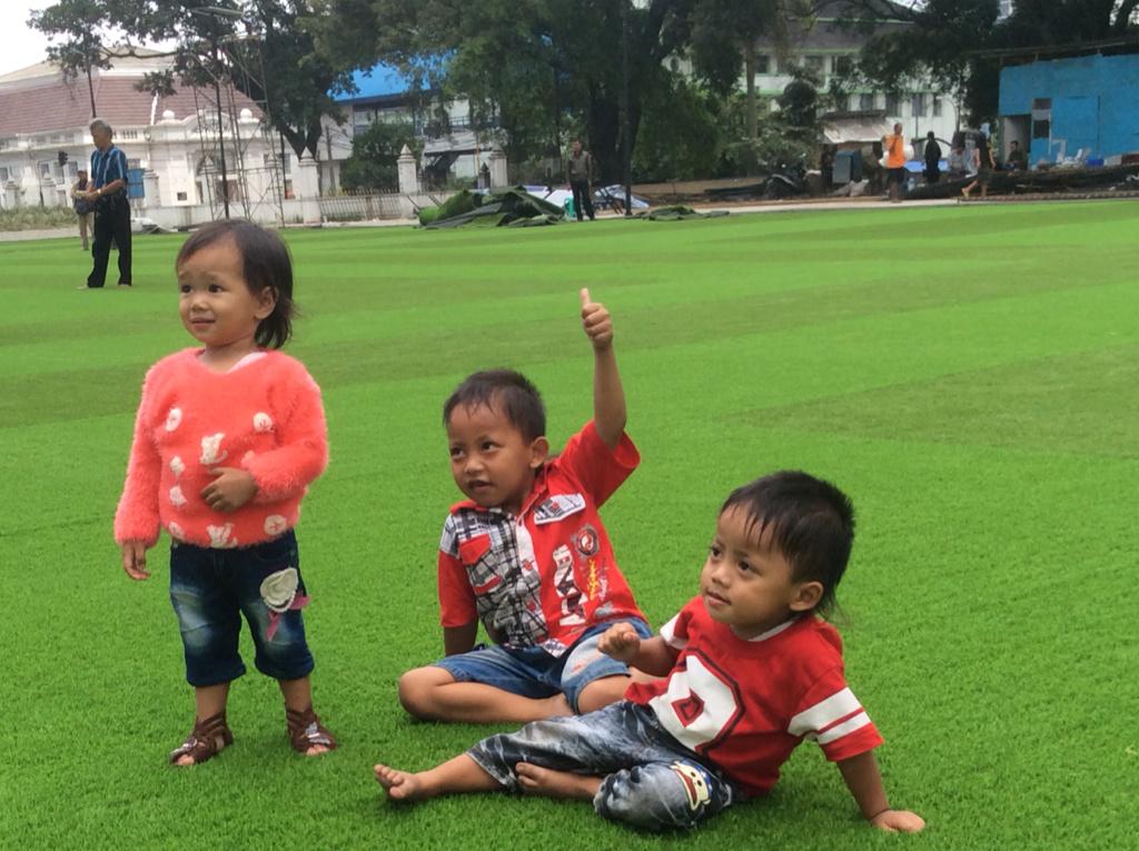 semoga generasi BDG yg baru hadir, bs jd generasi yg lebih keren dr kita2: lebih humanis, lebih rasional, lbh bahagia