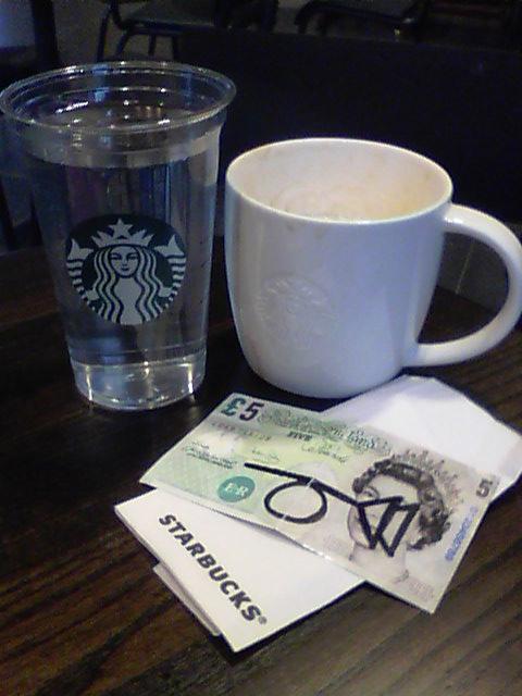 PynchonInPublic's tweet photo. For some strange reason, staff at this major coffee shop chain are not happy to accept special #Trystero £5 notes. http://t.co/Y9YVbQ9jTX