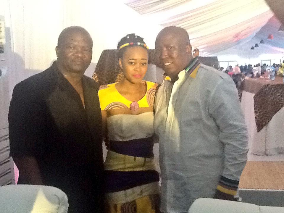 BantuHolomisa's tweet photo. #MalemaWedding: Meet #Mr&MrsMalema. Your #PlanningCycle starts tonight #Juju. Thanx 4 the invite..it was lekker. http://t.co/D9IFGz9H1S