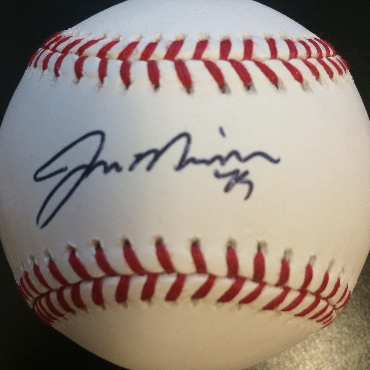 Mets's tweet photo. RT this to win a signed ball by Jonathon Niese! #MetsMonthofGiving http://t.co/Vl5KyG1ryR