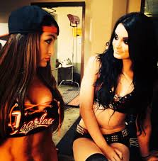 xOriginalQueenx's tweet photo. Me and Nikki http://t.co/kPDYQVQqAq