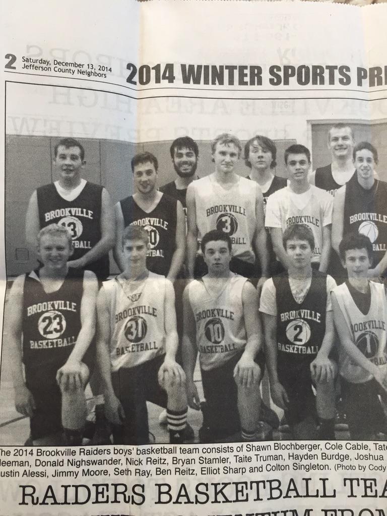 TBird149_21's tweet photo. @benwhitling @ChuckWhitling @SamSwhitl @kdrich20 Is this @Braunstein20 ......#HighSchoolBeards http://t.co/j1aEQ1S14I