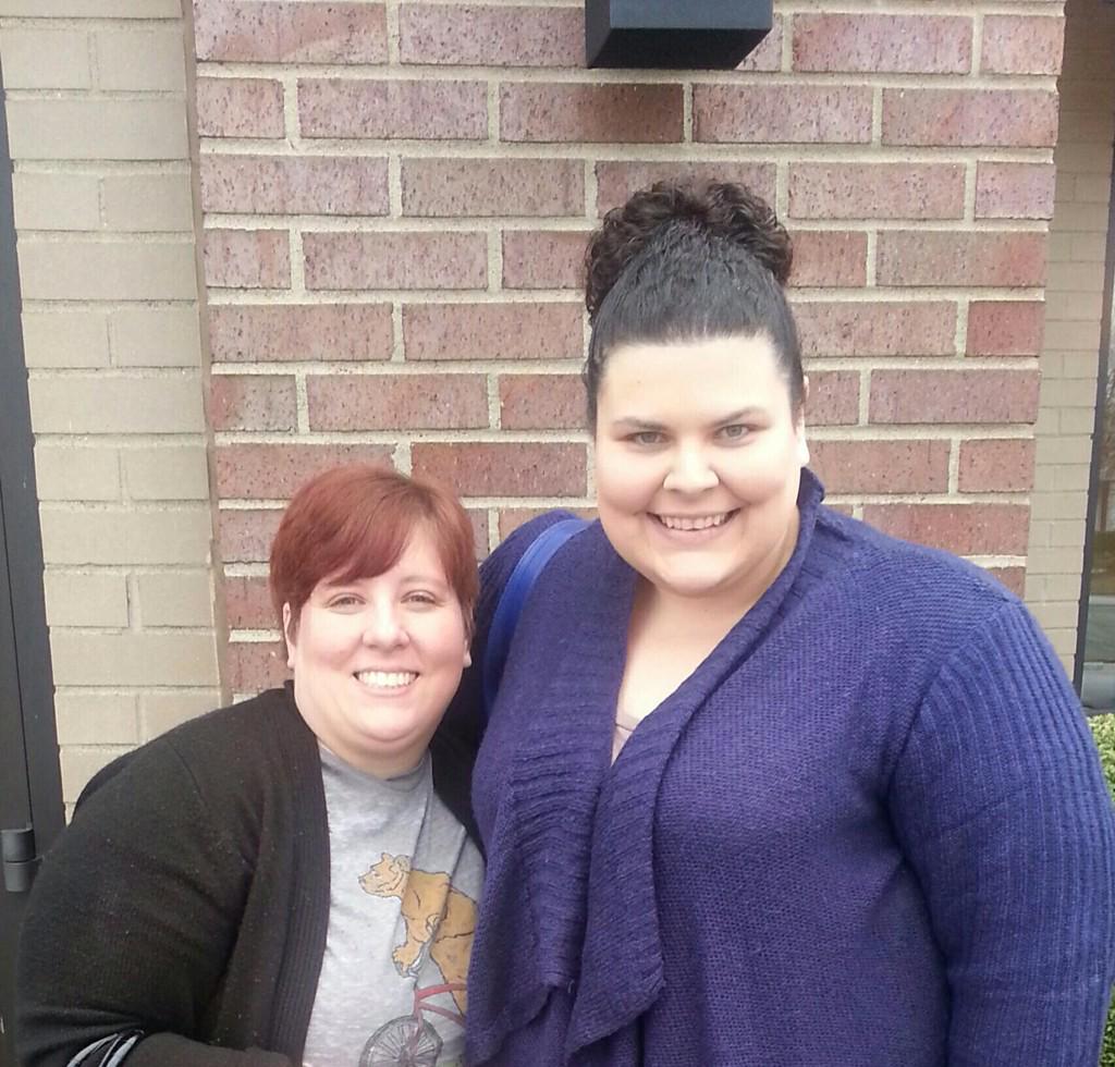 abbielicious613's tweet photo. Brunch with @Julesmpg! #HappyHeart #ToffeeCookies http://t.co/an5h08u4Kg