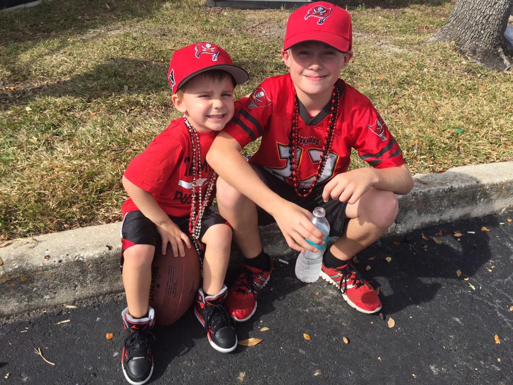 Faith Shears (fes08) Twitter