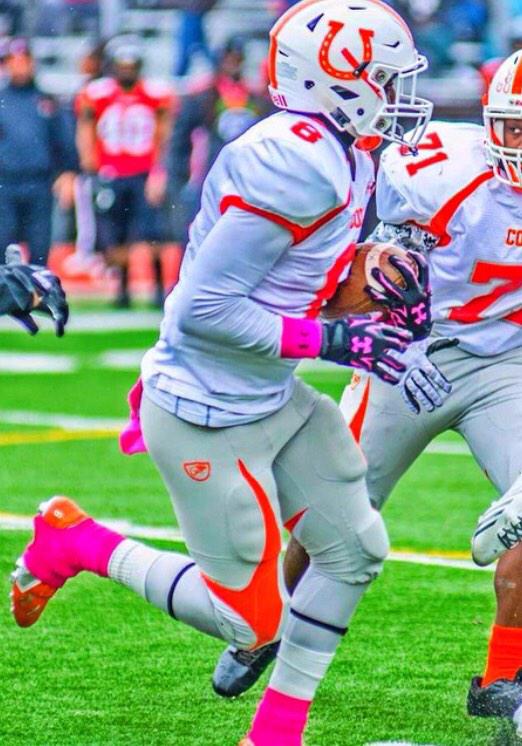 JovaunTheCrazy8's tweet image. I love this game 🏈🏈💯💯 #KickReturn