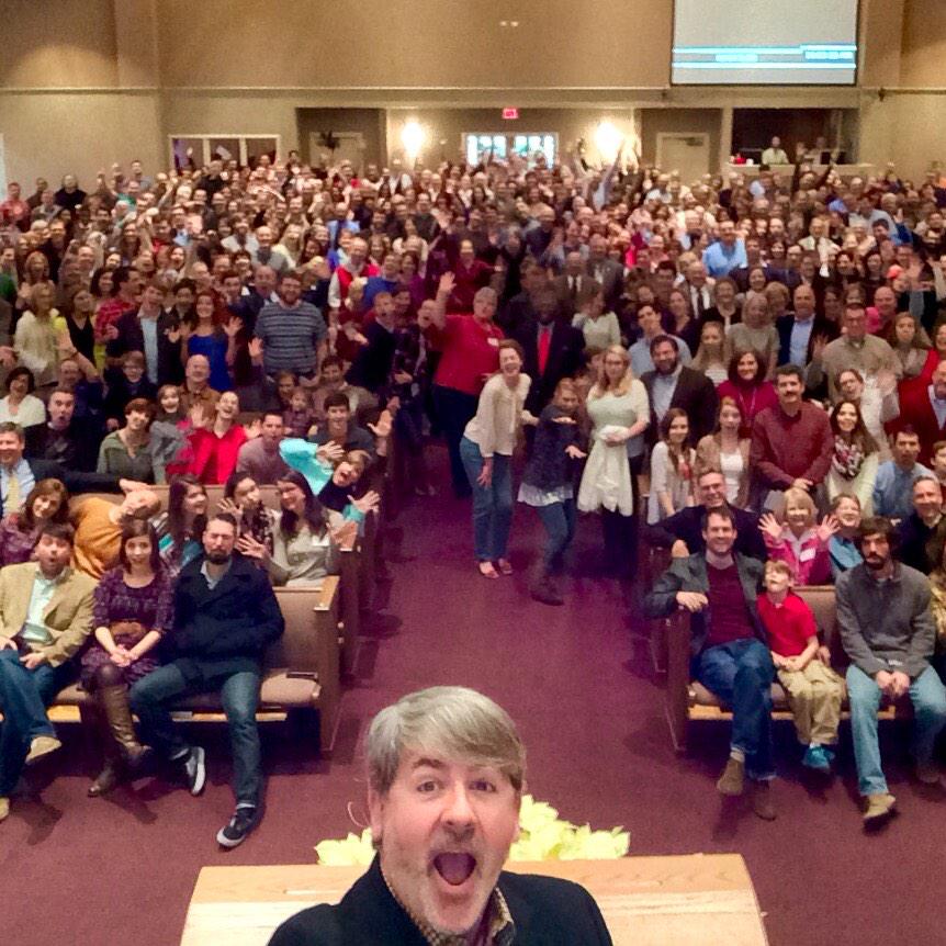 jflarrouxiii's tweet photo. So apparently on your last Sunday you can do anything during announcements! #LASTsundaySELFIE #β₯οΈsouthwood http://t.co/Z8LNEohZtL