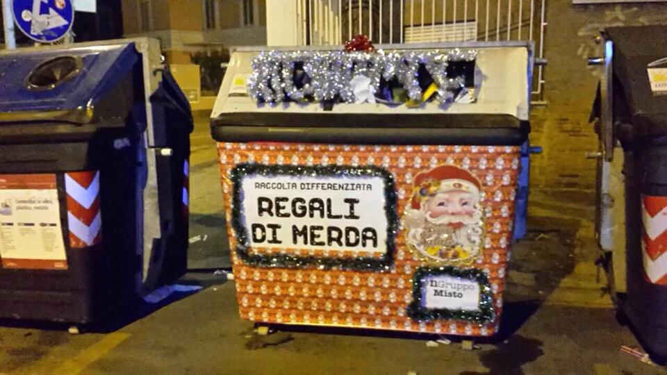 ClaudiaGilli's tweet photo. È il pensiero che conta.. #MerryChristmas http://t.co/u72JNtREDx