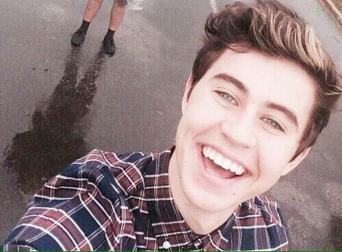 Happy birthday to this ball of happiness called nash grier
enjoy your 17 years   