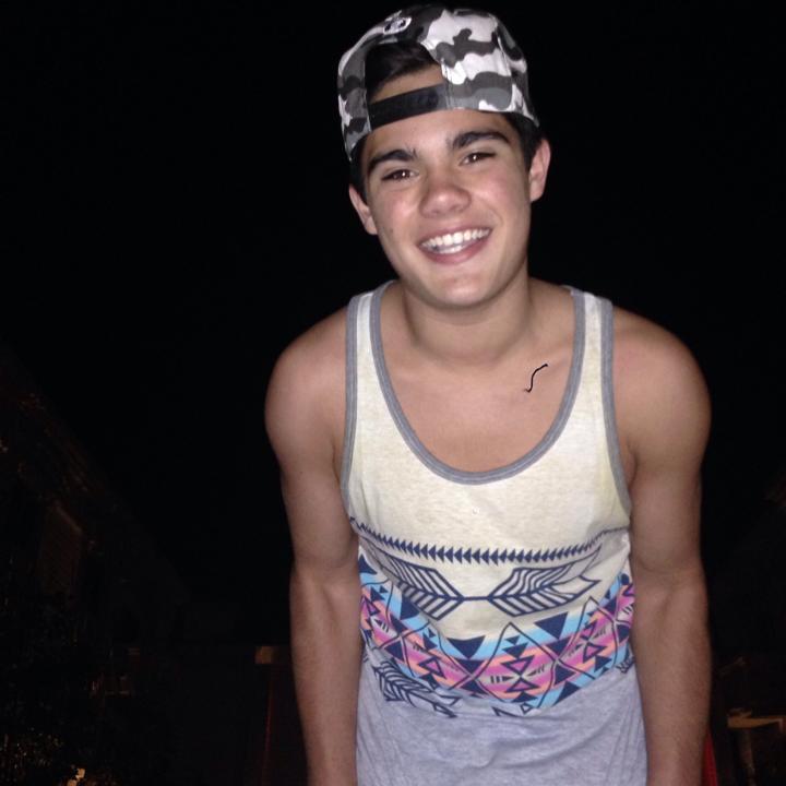  Happy Birthday to the most adorable guys in the planet!! Hope you have and amazing day Emmy, sweet 17  