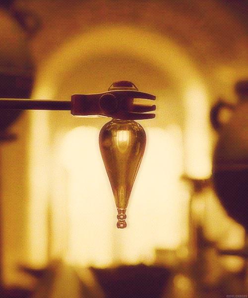 RETWEET this for a chance to win the FELIX FELICIS Award! It's a lucky dip! #AVeryPotterNYE2014