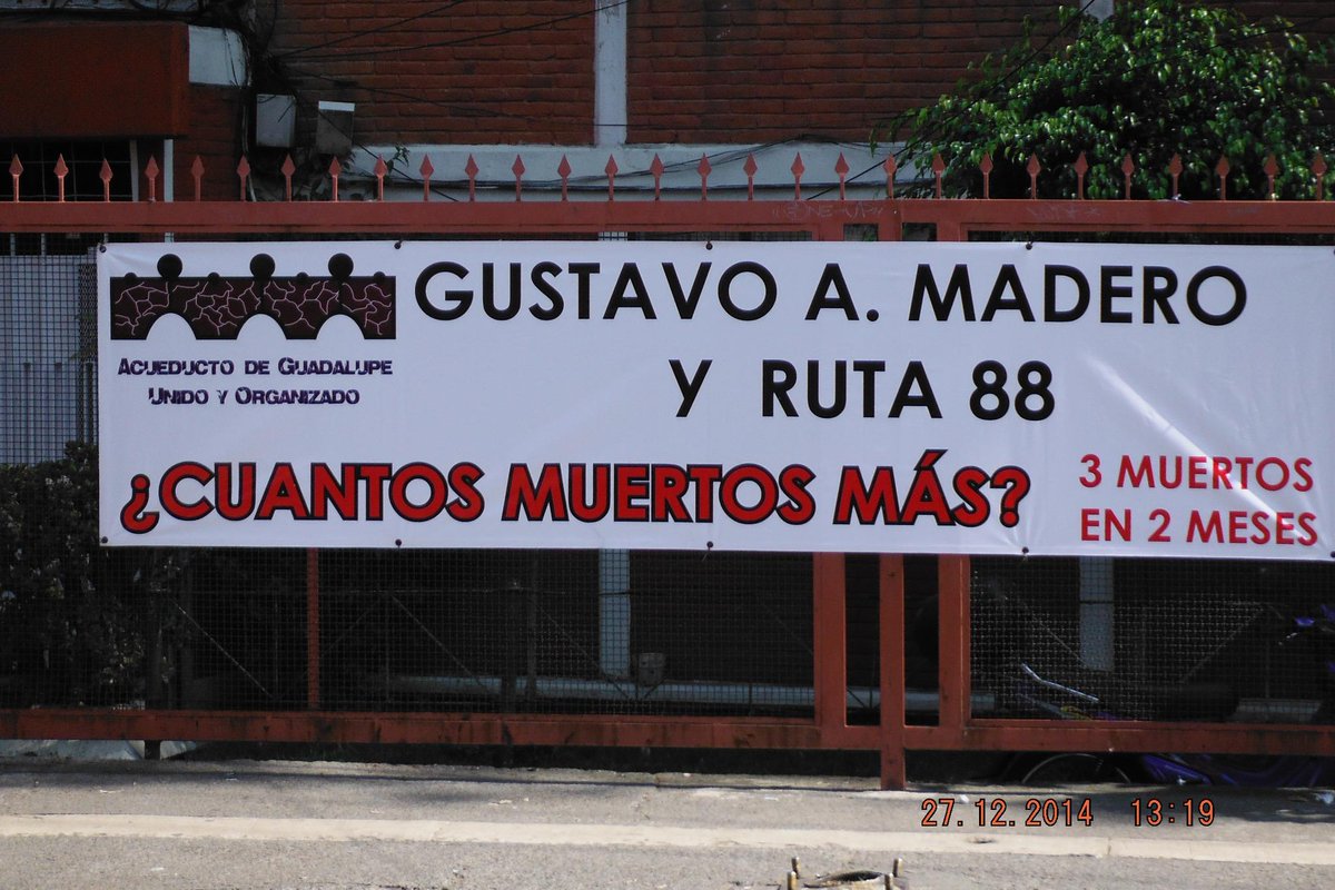 AcueductoG's tweet photo. Un día más y Nora Arias (delegada en GAM) sigue vulnerando nuestros Derechos Humanos: responsable de lo que suceda. http://t.co/7Hx1tw7QNV