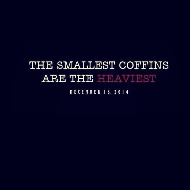 DuaS3168's tweet photo. RIP to those 136 little angels who lost their lives during the Peshawar Attack. #PrayForPeshawar http://t.co/nK1fr94QYW