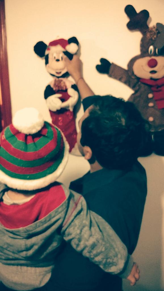 _josfrank's tweet photo. Preparándonos para la #Navidad http://t.co/X5lzyENANr