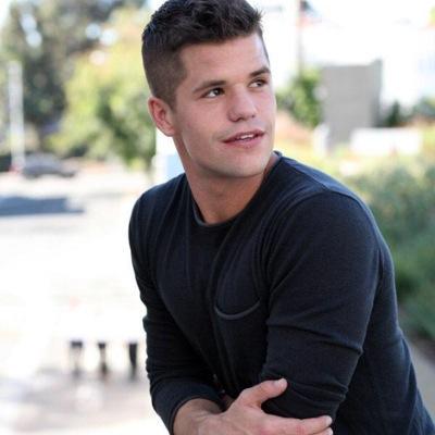 Teen_RPG_Wolf's tweet image. Ethan = @ethan_TWRPG