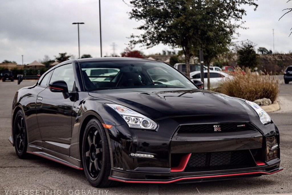 carpxrnpicx's tweet image. Nissan GTR 🔥