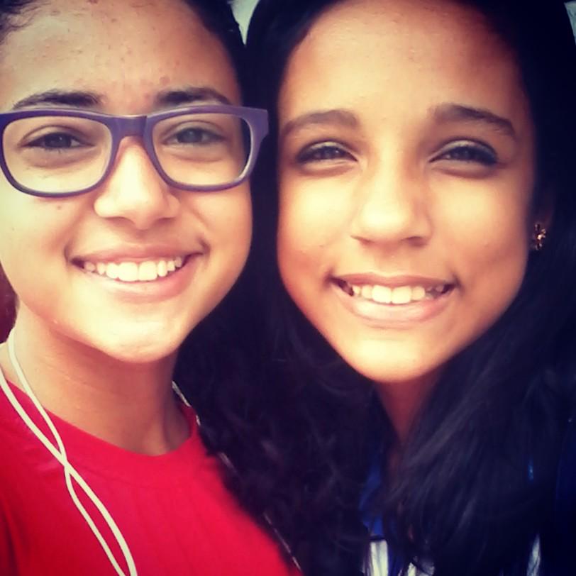 12Anablanco's tweet photo. - Minha Nega Lindraa <3 ! http://t.co/PFU0TUDcVg