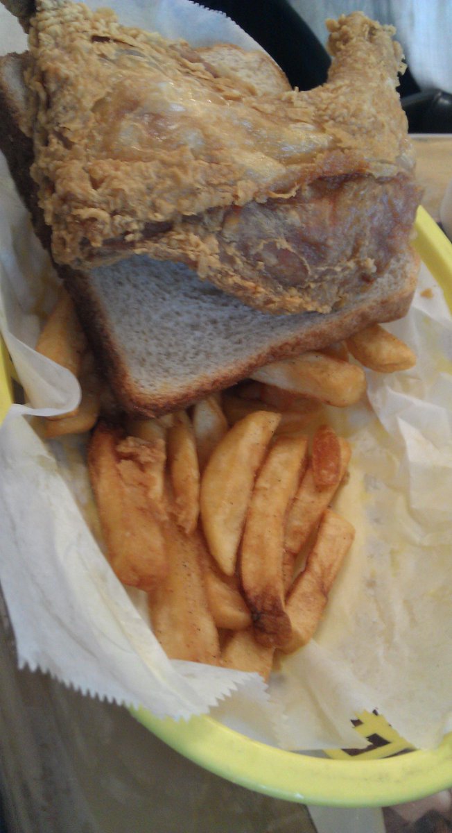 LeesShack tweet picture