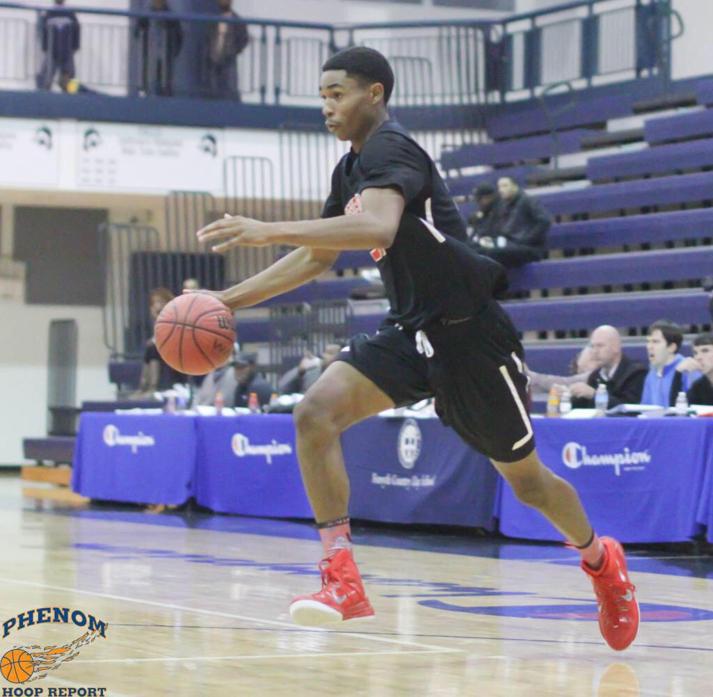 JamieShaw5's tweet photo. Rice Signee Josh Hall (@Jhall33_) drives to the basket for @TeamGenesisBall during the #PhenomShowcase http://t.co/qYq3eniWVC