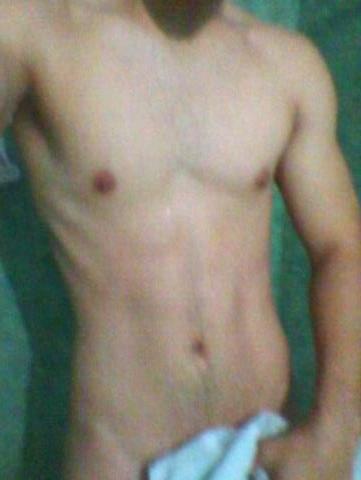Ralejandro85's tweet photo. Cada DΓa me Convenso Mas de Que Me Puedo volver un Chico sexy jeje Espeor Recibir Buenos Coment. #NewLife #2015Body http://t.co/V0Pjb4W9qX