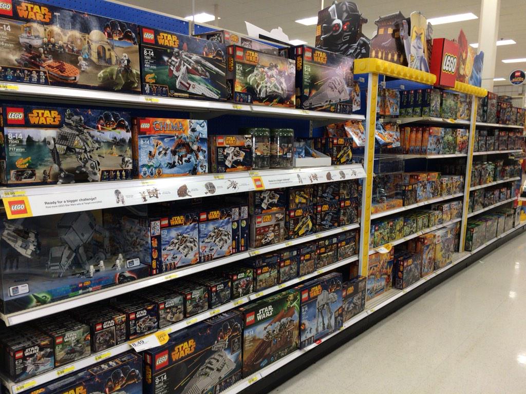 Le-go to T1862 for LEGOS!!!! Legos for everyone!!!! #sellmoreinQ4 #D246
