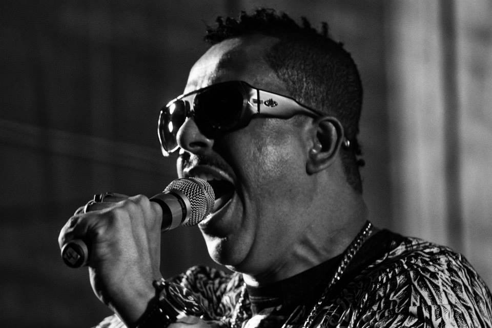 SP_RAP_'s tweet photo. "Funciona a minha mente, @HeliaoRZO presente, compreende!" by Thiago Nascimento #sprap #praçadasartes @boiafriaprod http://t.co/atZ0iKX6vh